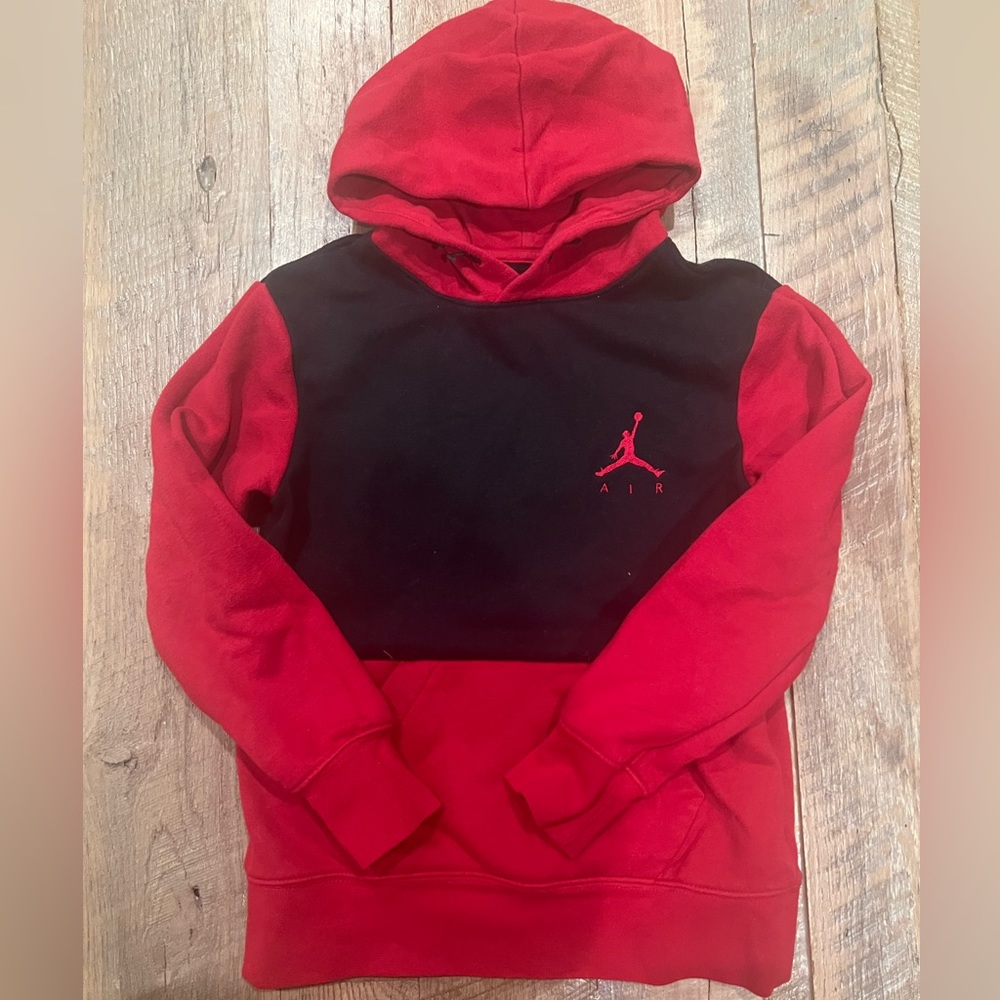 Air Jordan hoodie boys small